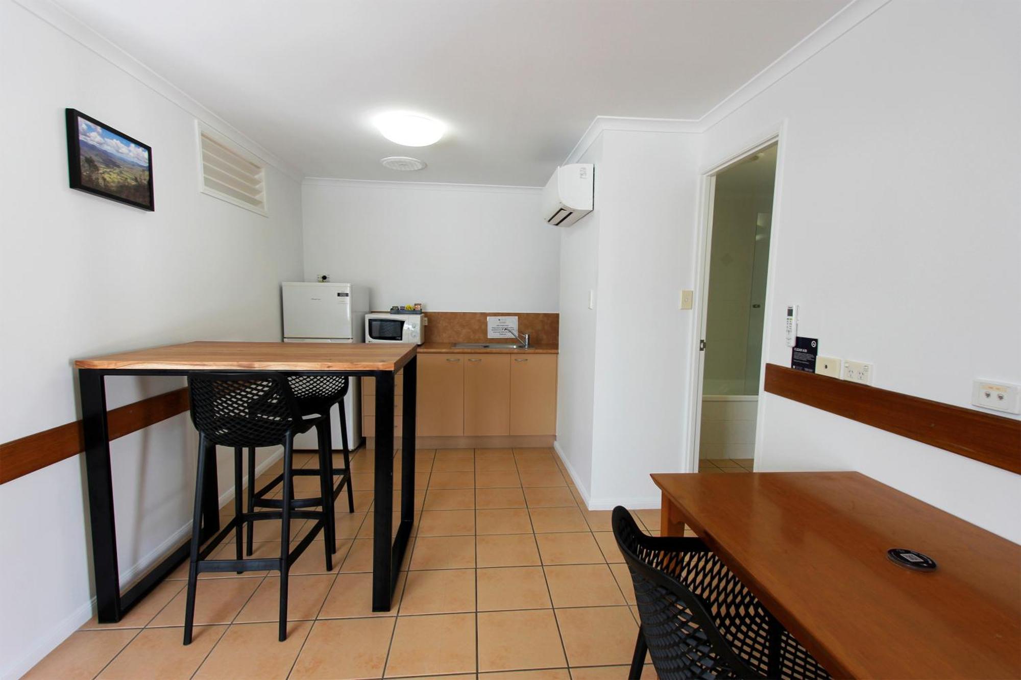 מקיי Windmill Motel & Events Centre מראה חיצוני תמונה