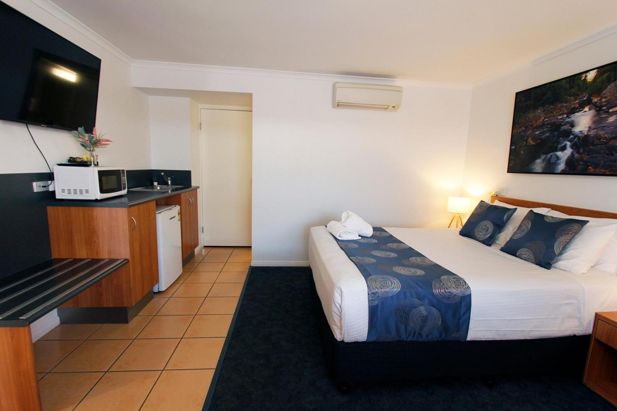 מקיי Windmill Motel & Events Centre מראה חיצוני תמונה