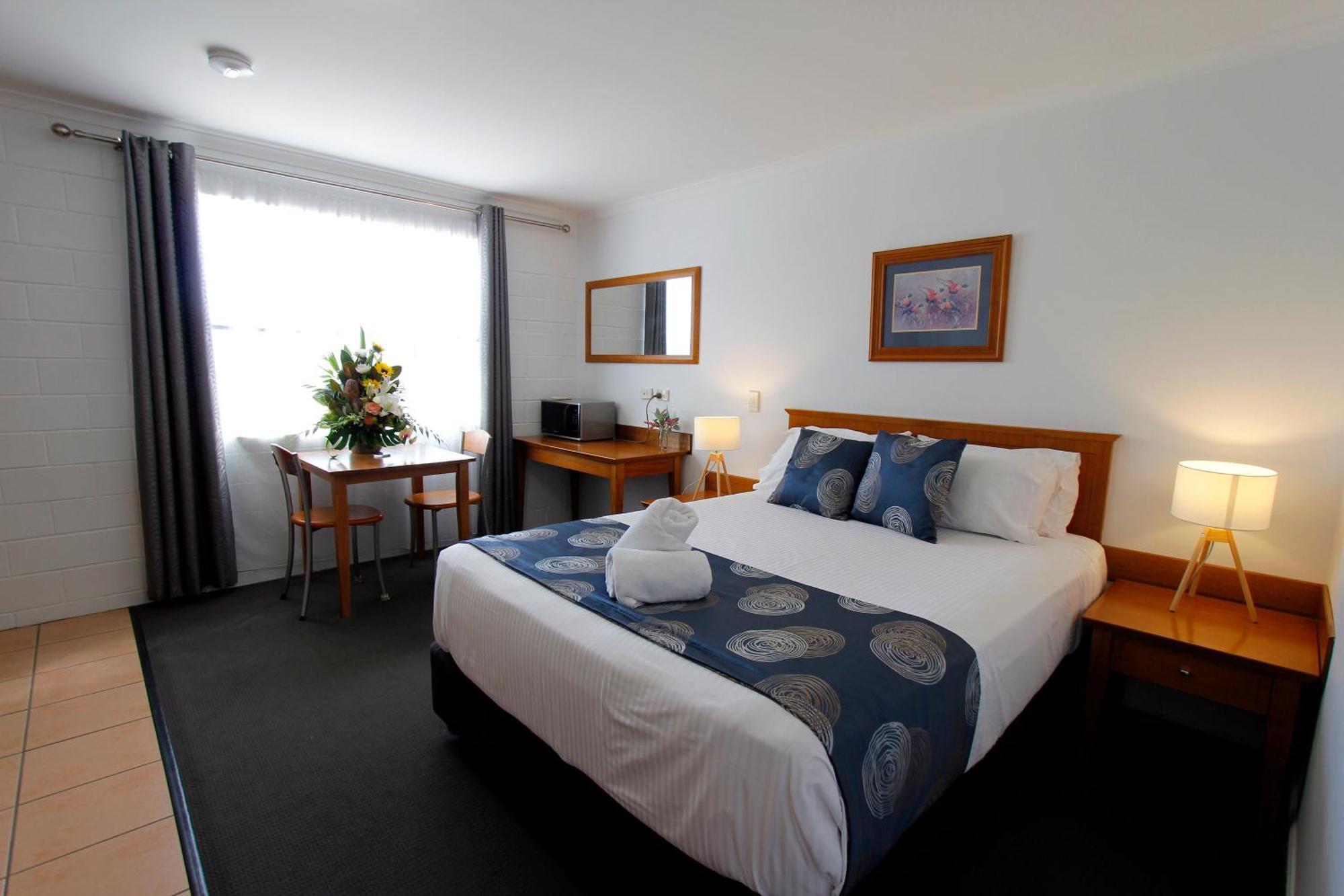 מקיי Windmill Motel & Events Centre מראה חיצוני תמונה