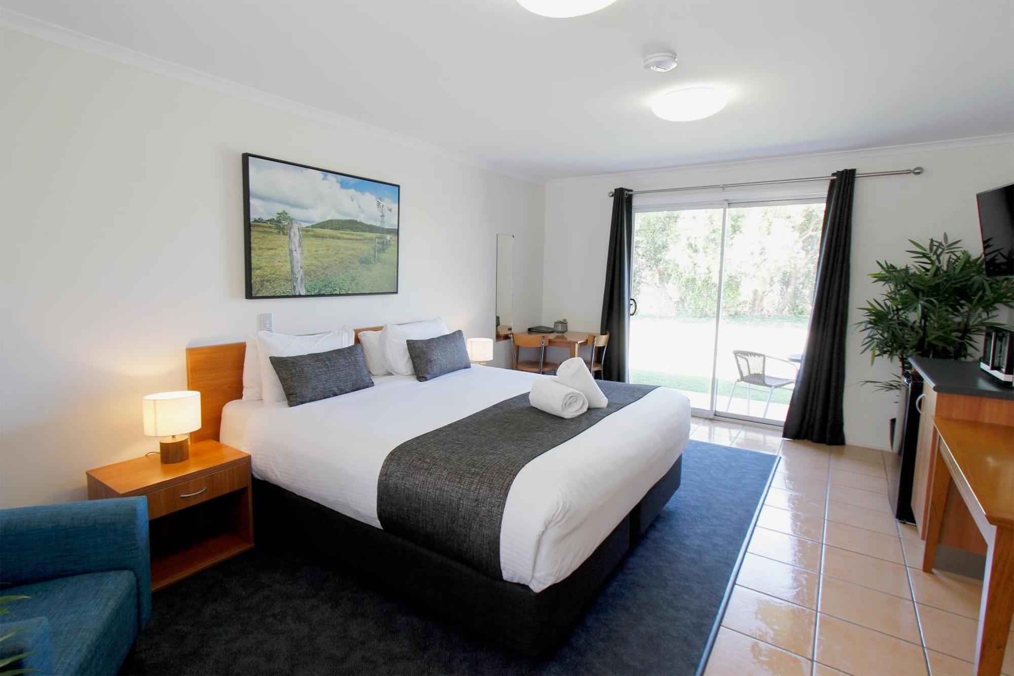 מקיי Windmill Motel & Events Centre מראה חיצוני תמונה